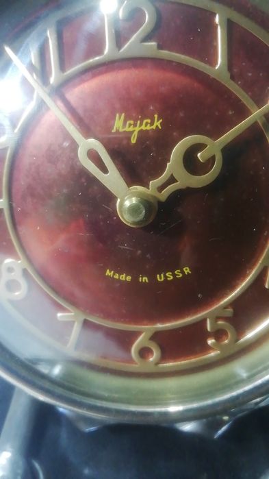 Настольные часы Маяк (СССР)