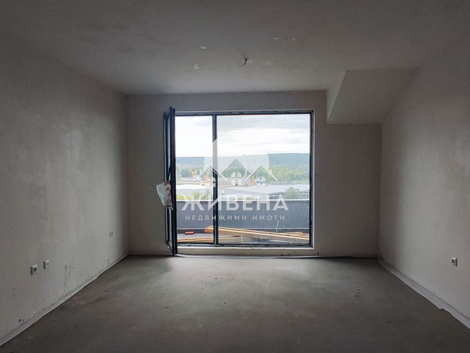 Продава се Тристаен апартамент в Варна, Погреби - 100 кв.м за 1400 €/кв.м - Снимка #2