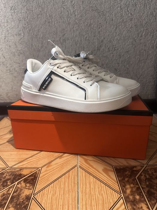 Продаю кеды Balmain