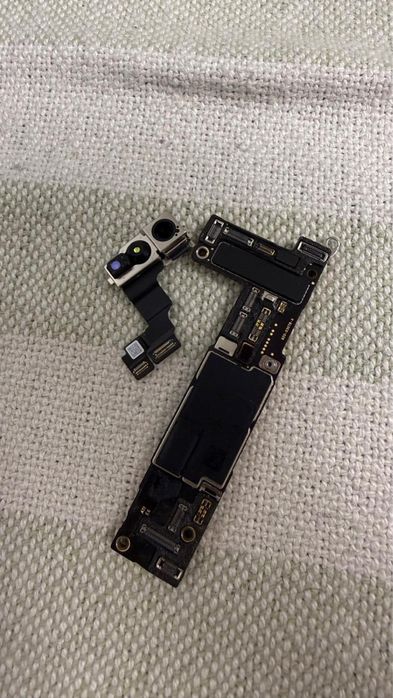 Iphone 13  pro max 15 defect