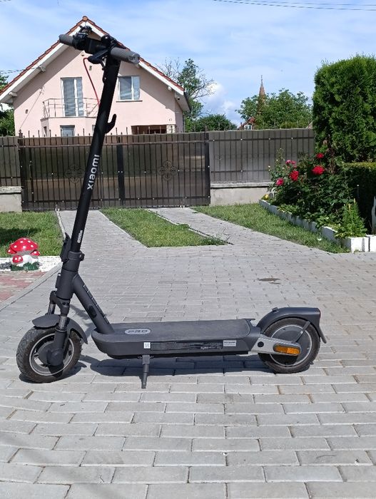 Vând Trotinetă Electrică Xiaomi Scooter 5 Pro