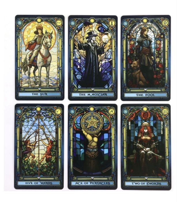 Carti de tarot noi