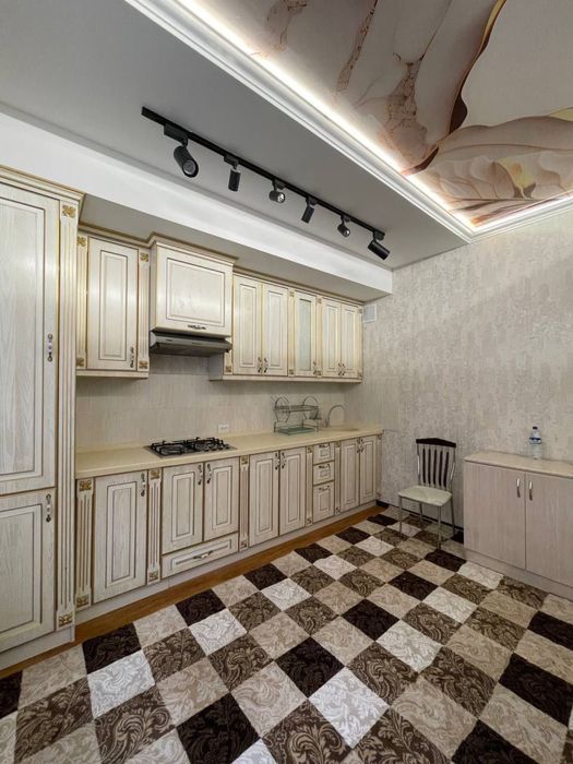 Аренда 2/3/7 Нурафшон , Сагбон