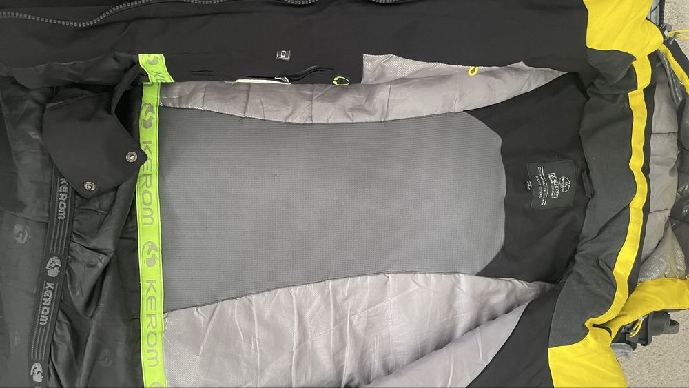 Мужкая одежда брюки,пуховик