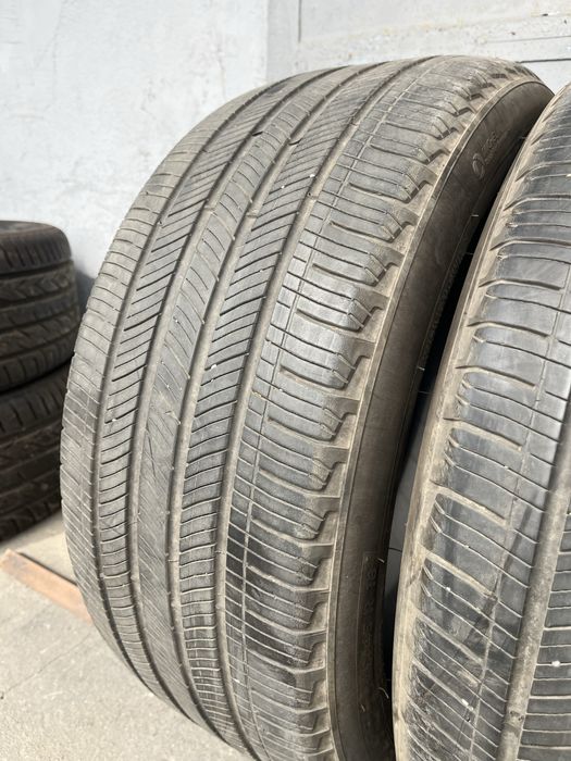 2 бр. всесезонни гуми 245/45/18 Michelin DOT  2923 3,5 mm