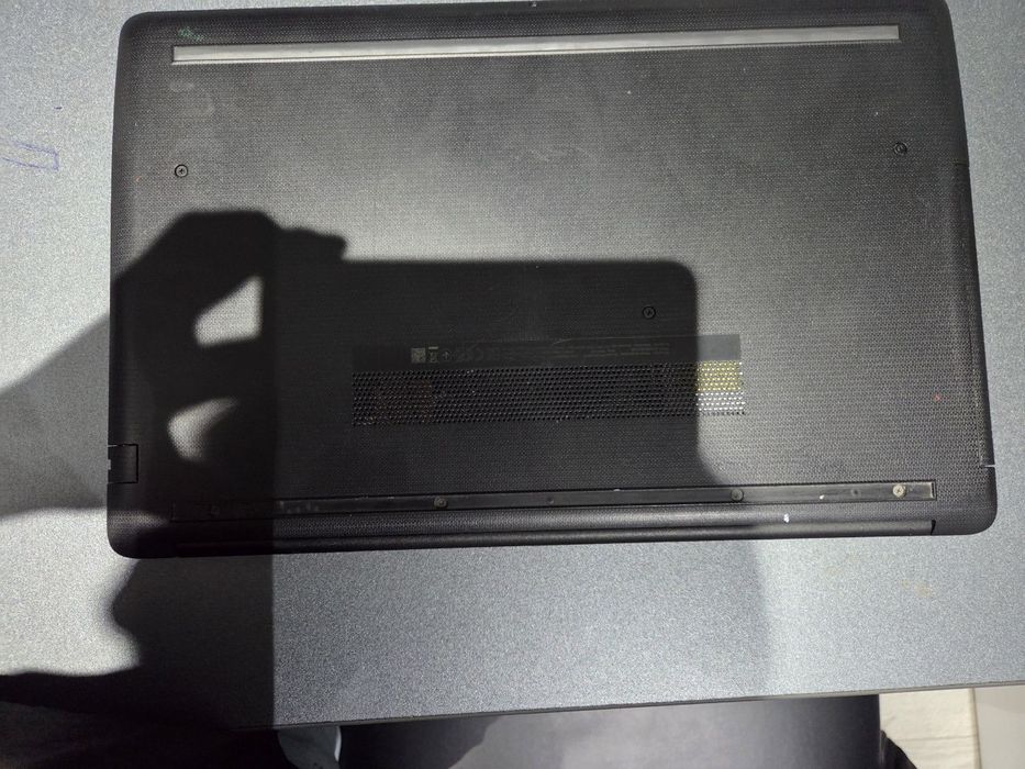 Hp laptop Model 15-da 1023 nia