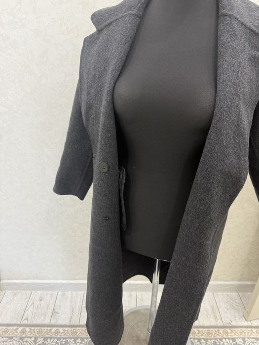 Продается пальто б/у в отличном состоянии