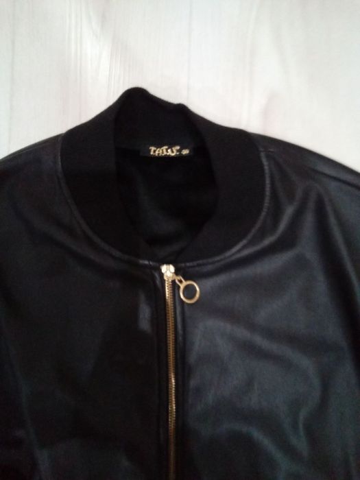 Осеняя/Весенняя курточка