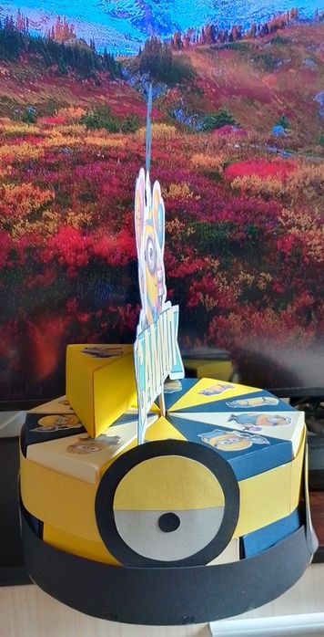 Картонена торта  ръчна изработката