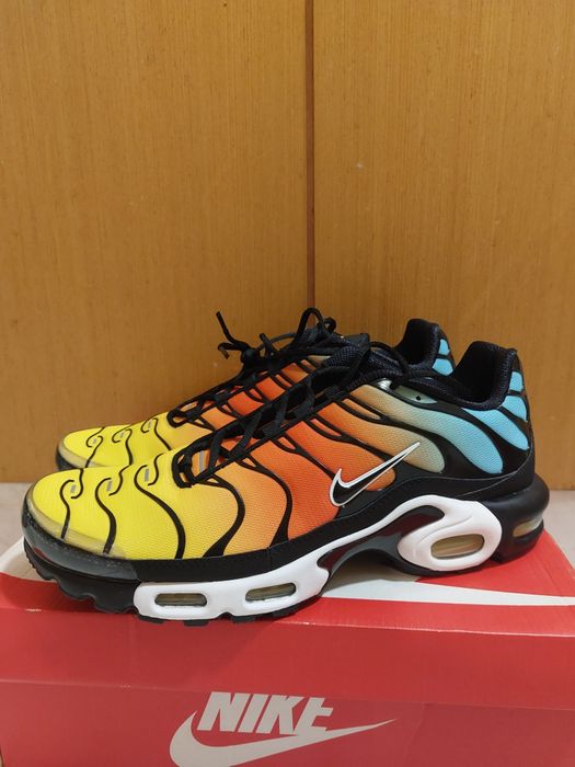 Маратонки Nike Air Max Plus