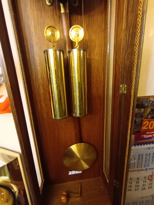 Немски часовник ОГРОМЕН