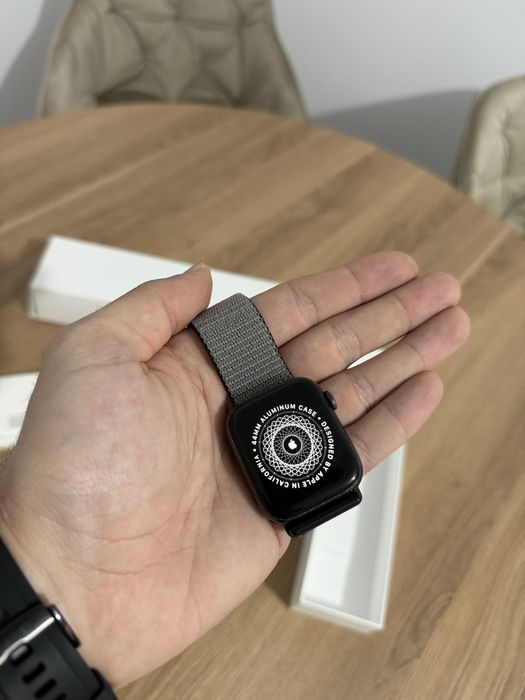 Apple watch series 5 DEFECT