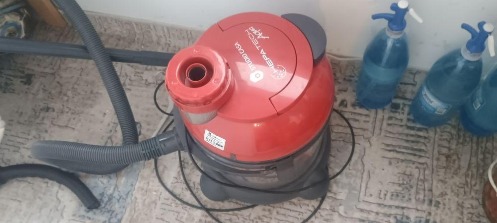 Aspirator pentru piese