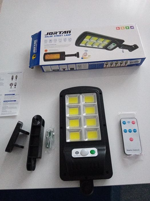 Lămpi solare 150 lumeni  autonomie 6_ 9 ore!