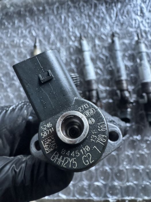 Помпа р90, дюзи 131, рейл, бмв 3.0д, 218кс( pompa r90 diuzi reil bmw)