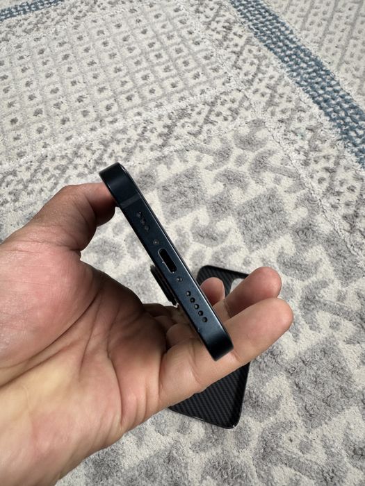 Продам айфон 13 ,128 гб  акб 73%