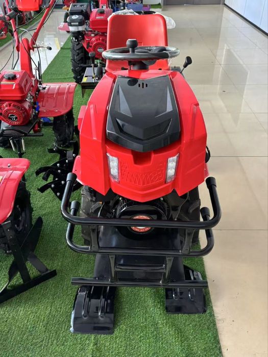 Мини трактор(мотоблок)