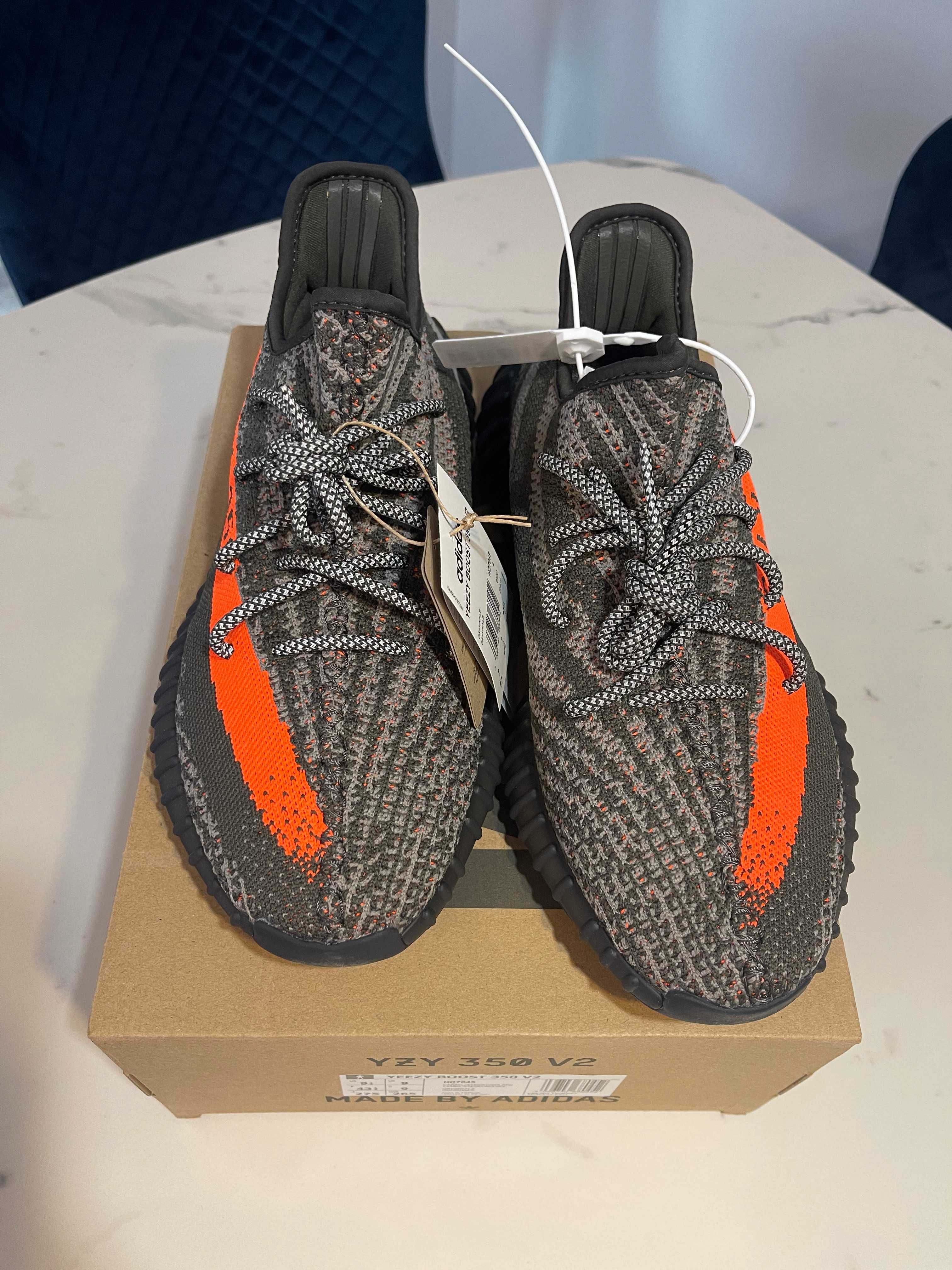 Vand Yeezy Boost 350 V2 Carbon Beluga num r 43 1 3 Bucuresti Sectorul 2 OLX.ro