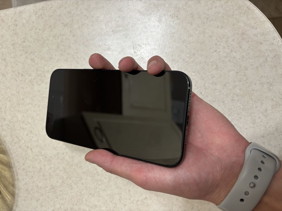 продам Iphone 16 plus