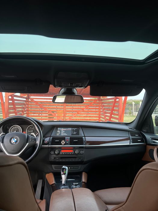 Vând BMW X6 4.0d