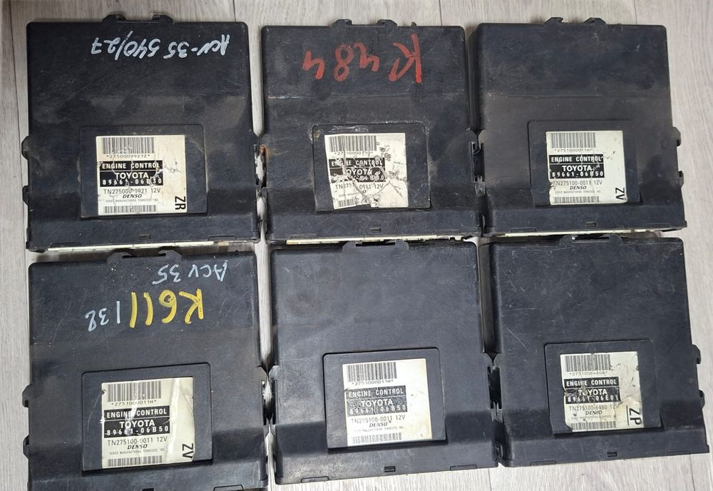 Продам эбу компьютер мозг камри 30  35