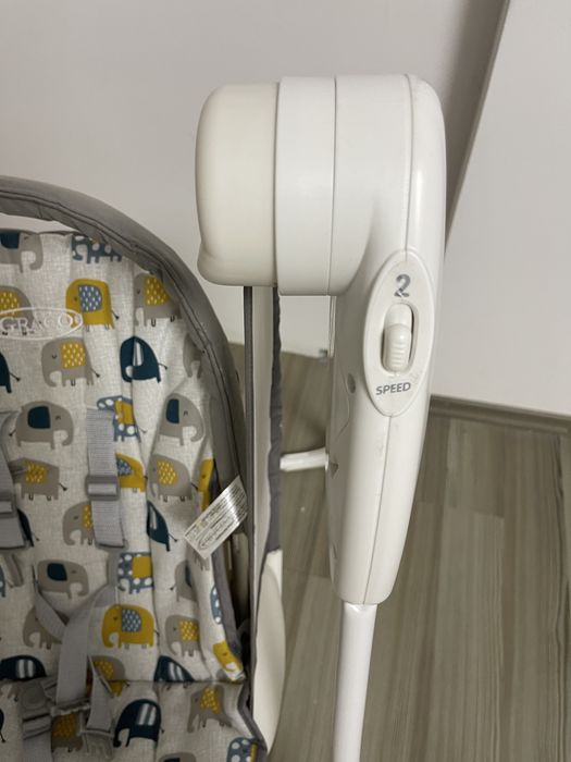 Balansoar bebe graco