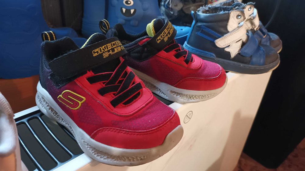 Детски обувки-светещи маратонки, апрески, гумени ботуши,пантофи 23-26