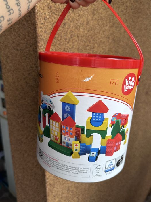 Piese de constructie