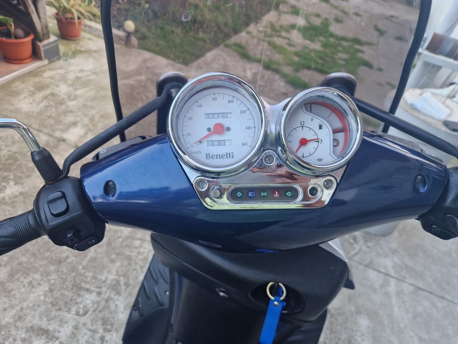 Scuter Benelli cu motor Yamaha, 11000km,inmatriculat, deosebit