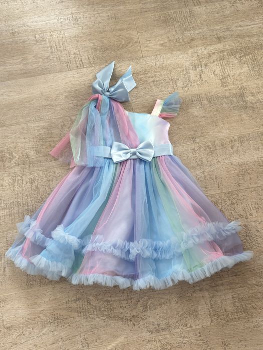 Нарядное детское платье