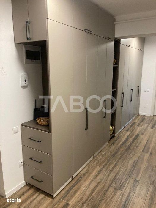 Apartament spatios decomandat 3 camere de inchiriat in Turnisor