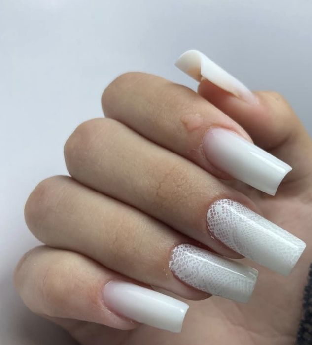 Unghii cu gel 100 lei