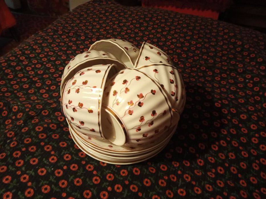 Чайный сервиз Золотой вьюнок