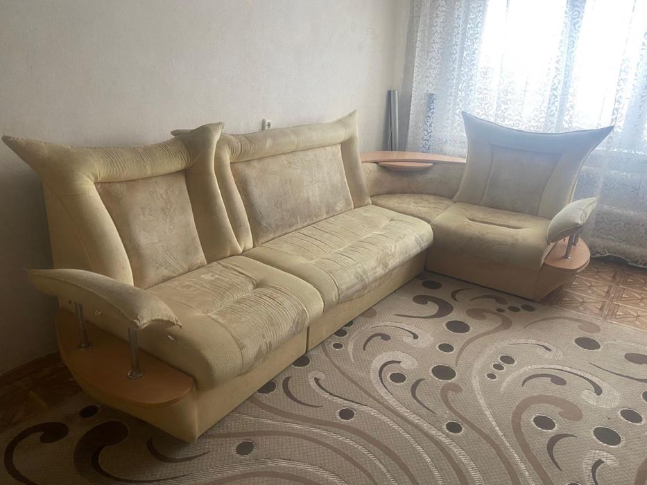 Продам диван,СРОЧНО