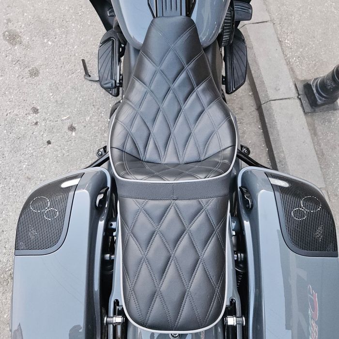 Șa sezut Corbin pentru Harley Davidson