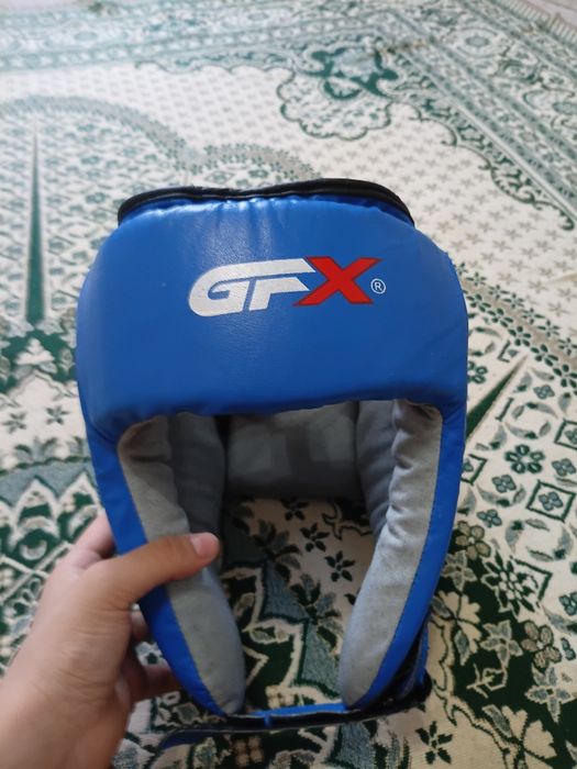 Шлем для бокс новый оригинал  GfX