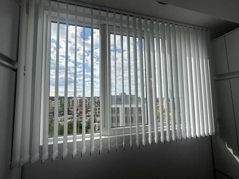 Продавам щори 240 на 150 см