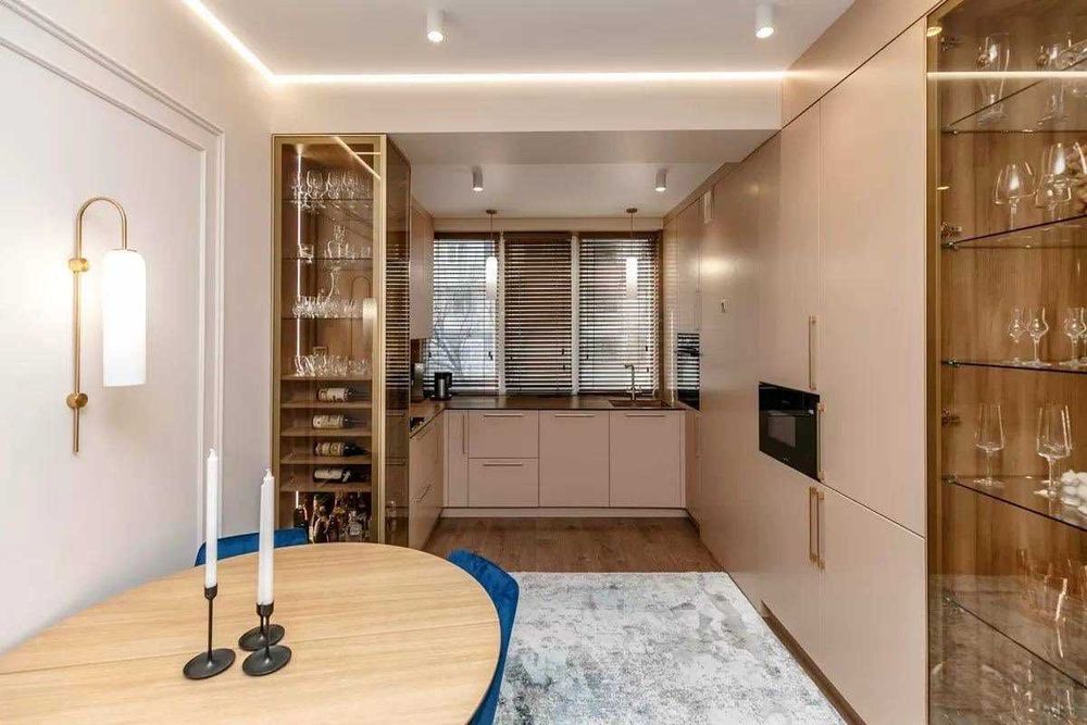 Тристаен апартамент в Центъра – само 250€