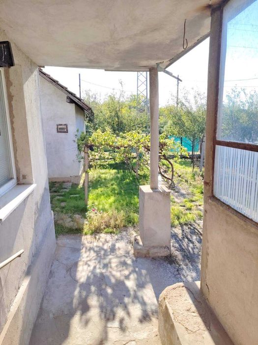 Къща в района на Плевен !