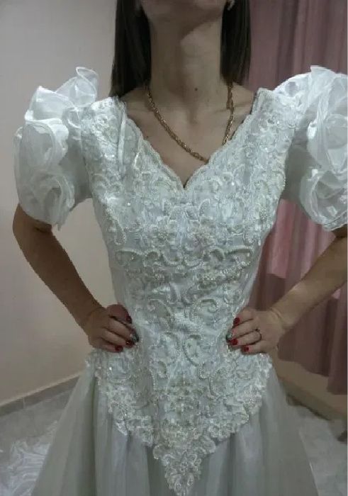 Булчинска рокля miss kelly paris