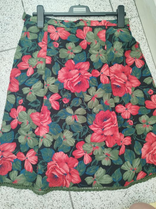 Fusta dama motiv floral