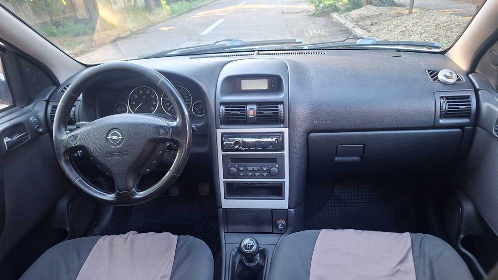 Se vinde opel astra
