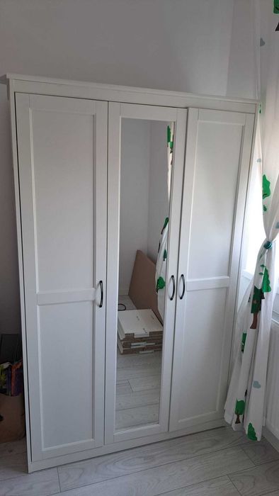 Dulap haine alb Ikea