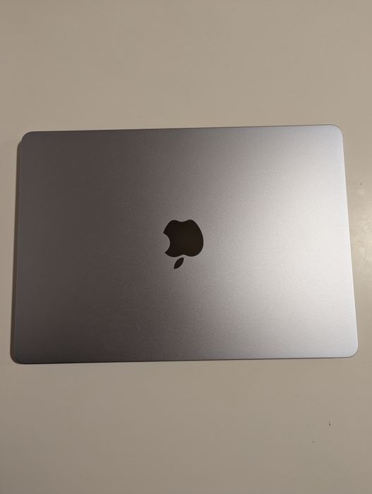 Macbook Air 13 m4 256GB