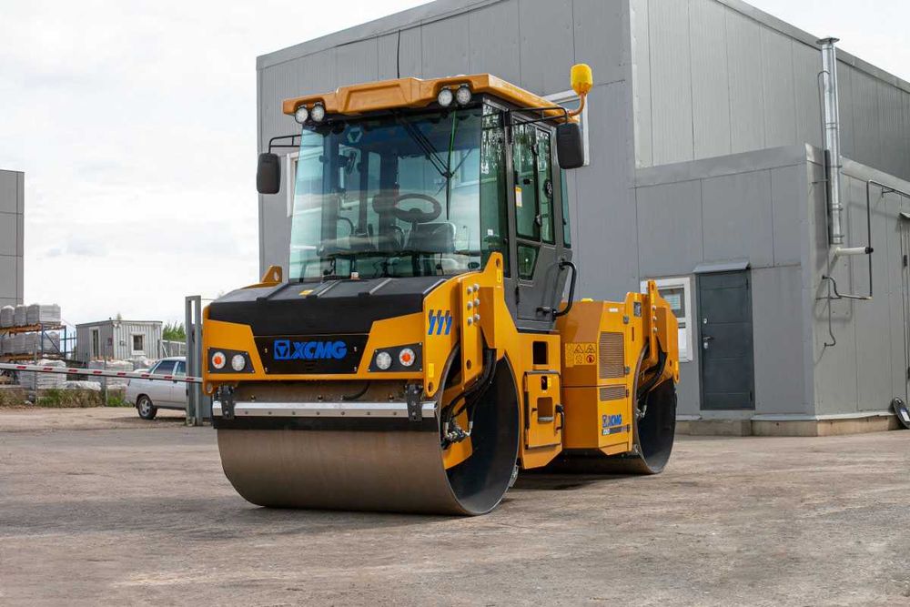 на складе ! Дорожный каток двух вальцовый XCMG XD83 8,5 ТОН