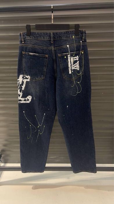 Blugi de calitate LV trimet un toata tara cu verificare colet