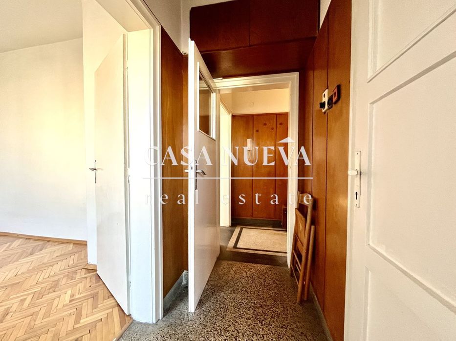 Двустаен апартамент в гр.София, Център - ул.Пиротска  288400€