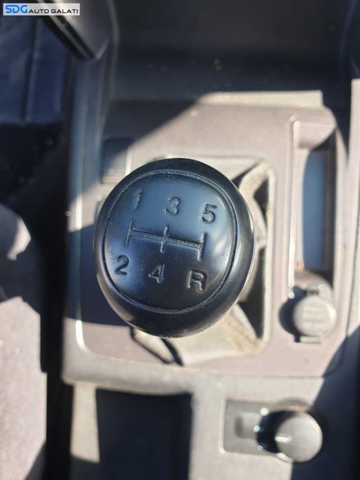 Nuca Piele Cu Manson Cutie Manuala Hyundai Terracan 2001 - 2007 [C2789]