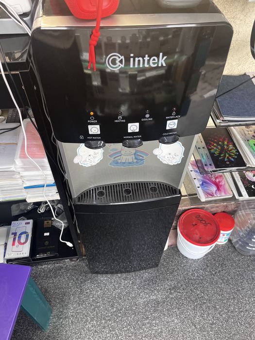 Продается кулер для воды