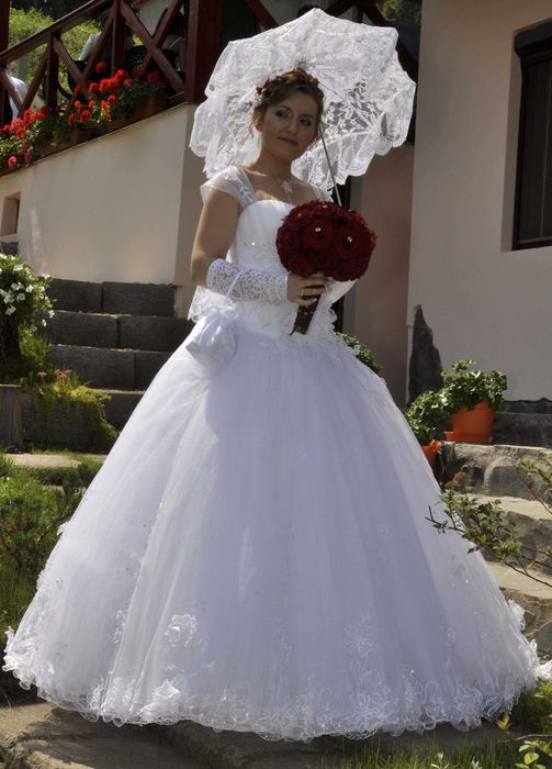 Rochie mireasa printesa